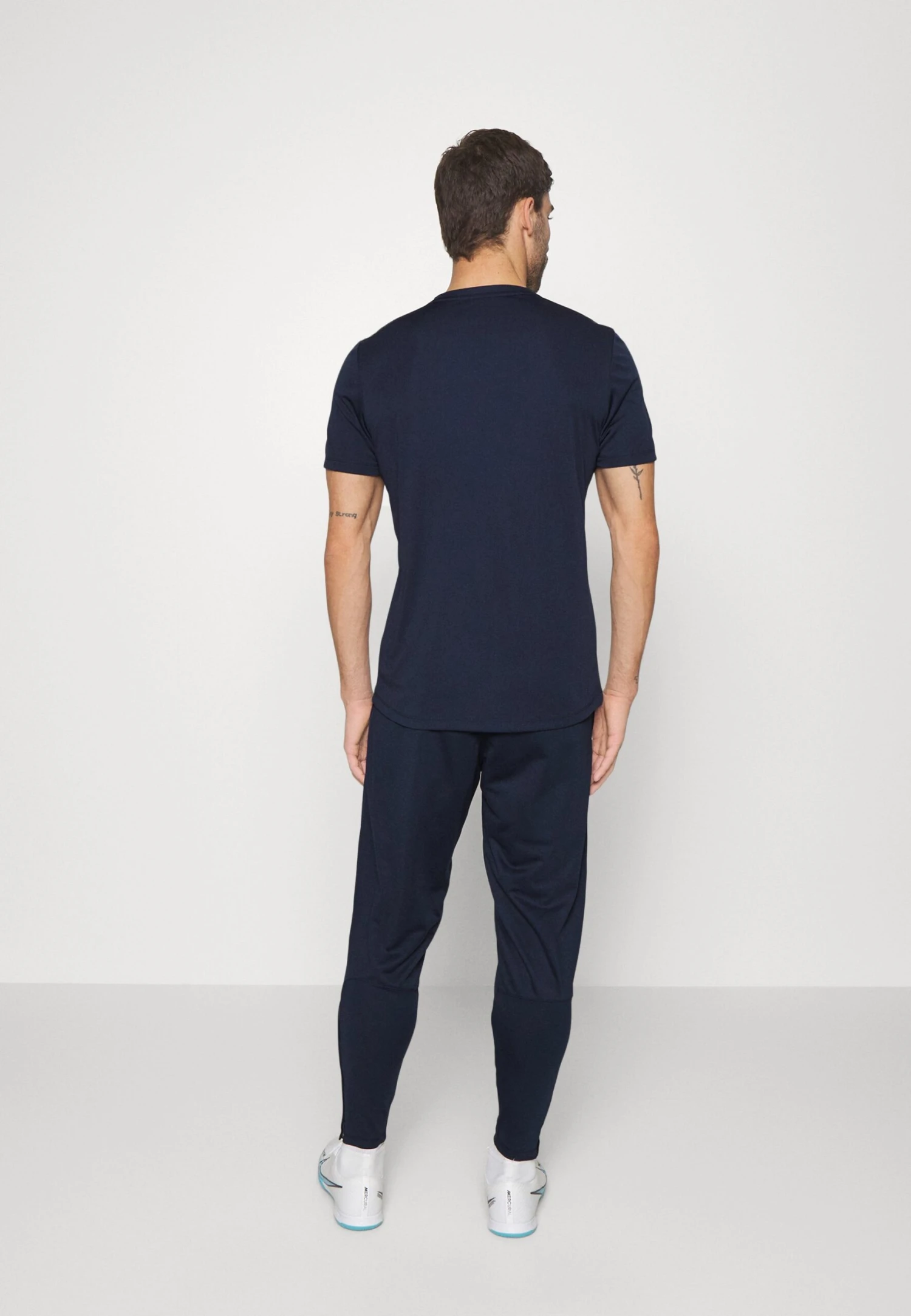 JAKO Polyesterhose PowerPantaloni SportiviMarine Uomo Pantaloni J3242E02X-K11 5 JAKO Polyesterhose PowerPantaloni SportiviMarine Uomo Pantaloni J3242E02X-K11 - immagine 3