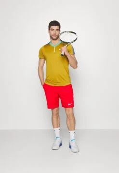 Nike Performance AdvantageT-Shirt SportBronzine/Diffused Blue/Washed Teal/White Uomo T-shirt E Polo N1242D4K9-O11 -DeFacto Italia 2025 0625d792c6d647b19cee5f9af9220f24