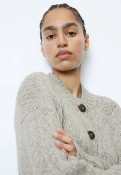 Marc O'Polo DENIM V Neck Cardigan Long Sleeve And A ShapeCardiganLight Shadow Melange Donna Maglieria OP521I07C-C11 -DeFacto Italia 2025 16d20414fe244c92894fa12b8bff08e1