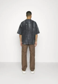 424 Pantalone UomoPantaloniBrown Uomo Pantaloni F4V22E00B-O11 -DeFacto Italia 2025 1c2365cadc9a4c428f2f81ace6aab475