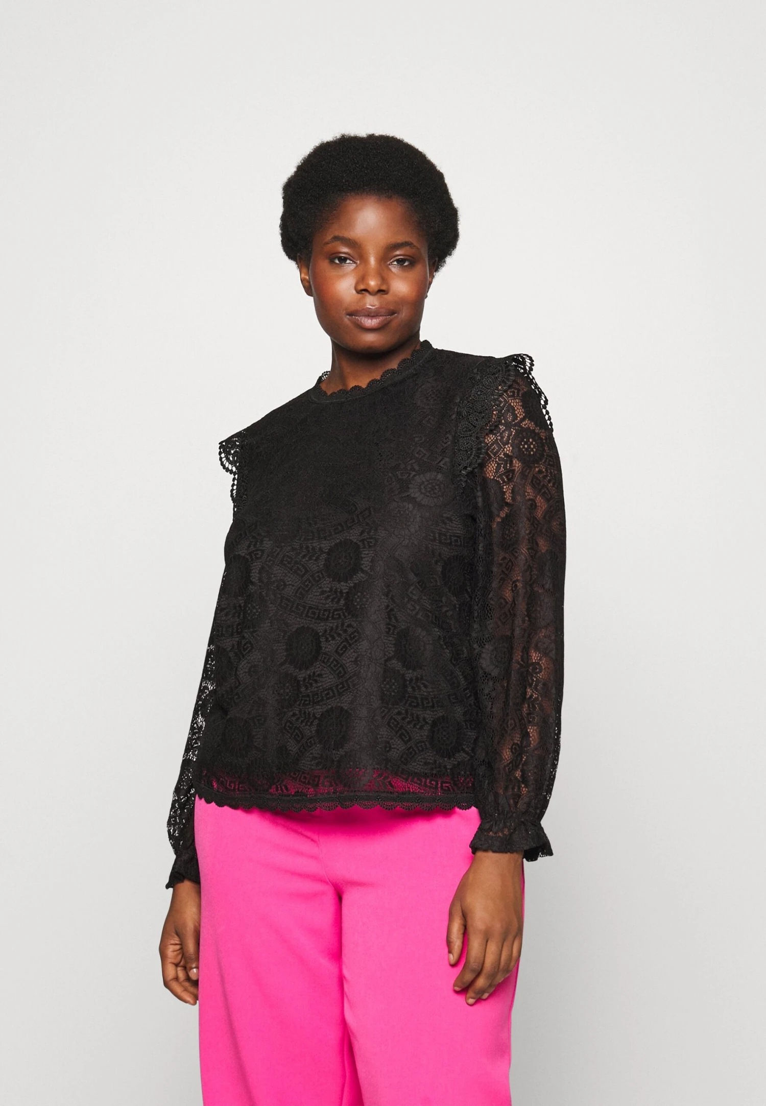 Pcolline - Maglietta A Manica Lunga - Black 3 Pcolline - Maglietta A Manica Lunga - Black