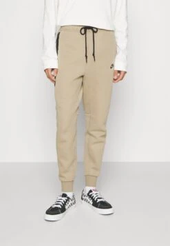 Nike Sportswear Pantaloni Sportivi - Khaki/Black -DeFacto Italia 2025 27bd8591d7874bd190023cb8cee1d583