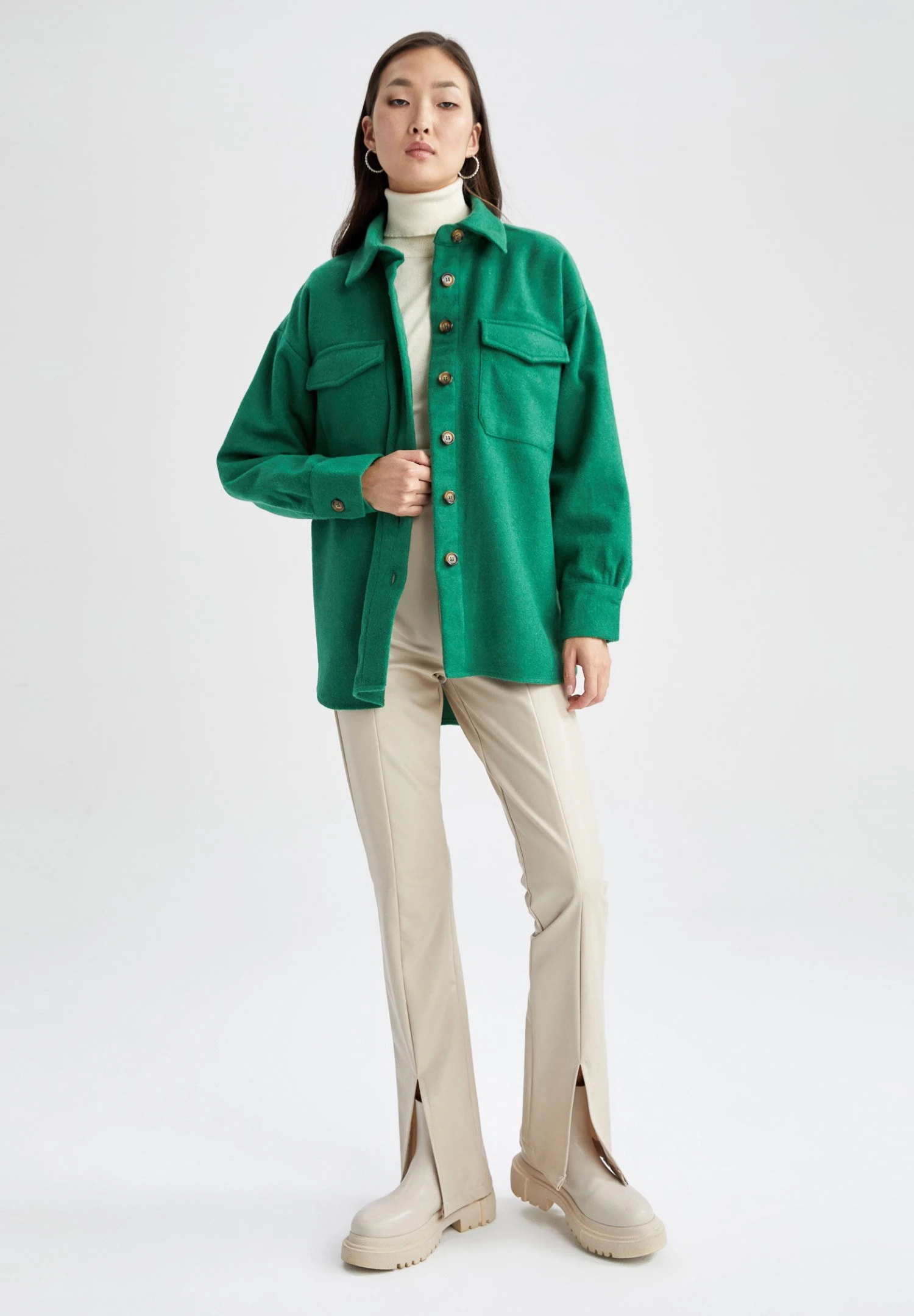 DeFacto Shacket CamiciaGreen Donna Camicie E Bluse DEZ21E15M-M11 4 DeFacto Shacket CamiciaGreen Donna Camicie E Bluse DEZ21E15M-M11 - immagine 2