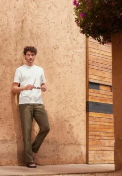 Next Signature Leomaster Italian Delave Drawstring RegPantaloniKhaki Green Uomo Pantaloni NX322E0XK-M11 -DeFacto Italia 2025 7074728057bc491b8face85c892beb13