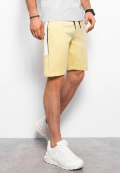 With PipingShortsYellow Uomo Bermuda OM422F00A-E11 -DeFacto Italia 2025 750c93369f4b4cefb071be12432b34d6