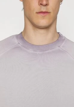 DRYKORN FlorenzFelpaPurple Uomo Maglieria E Felpe DR222S037-I11 -DeFacto Italia 2025 77a1853071094f6087d8b1e9d03d9e60