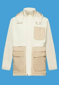 ESPRIT OutdoorGiacca LeggeraSand Uomo Giacche ES122T0AP-B11 -DeFacto Italia 2025 8bc7995251c44075ae3f63d4de35e9f4