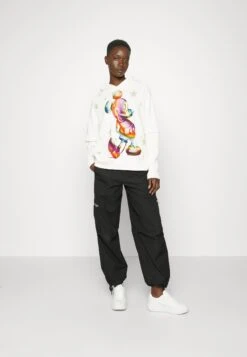 Desigual Start Mickey Designed By M. Christian LacroixFelpaRaw Donna Felpe DE121J061-A11 -DeFacto Italia 2025 a0bd9d9f69044dbbaa004fc0e11d1e29