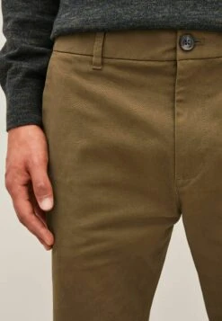 Next StretchChinoDark Tan Brown Uomo Pantaloni NX322E0WG-O12 -DeFacto Italia 2025 a50b8d3717554bdab8f278ec238aab56