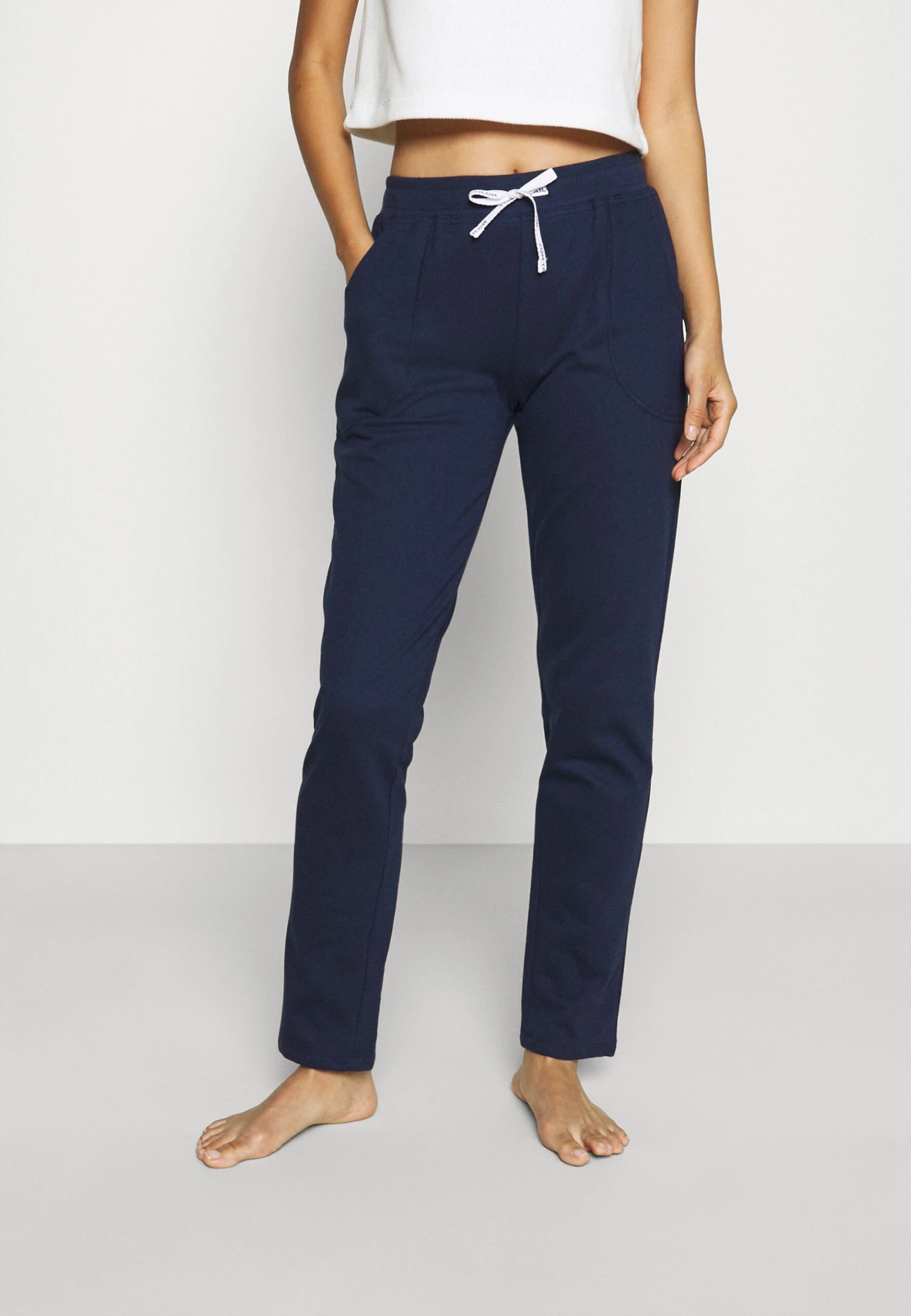 Tom Tailor Pantaloni Del PigiamaBlue Dark Donna Intimo Notte E Loungewear TO281O00C-K11 3 Tom Tailor Pantaloni Del PigiamaBlue Dark Donna Intimo Notte E Loungewear TO281O00C-K11
