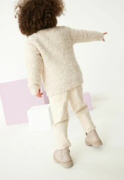 Next Bouclã© CardiganGiacca In PileEcru White Marl Bambini Abbigliamento Outwear NX323J0SC-A11 -DeFacto Italia 2025 c417a668e9c84de8b68e8086c1544429