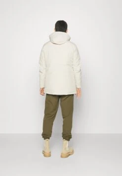 Blauer Long Jacket Coat Detachable HoodiePiuminoPelican Uomo Giacche BM922T09T-B11 -DeFacto Italia 2025 c77fb8917c554098ae98da01157995d5