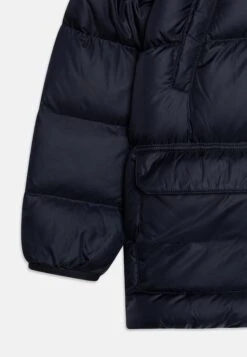 Colmar Originals Giacche Junior UnisexPiuminoNavy Blue Bambini Abbigliamento Outwear CM026L00G-K11 -DeFacto Italia 2025 cd3685ec07964e7b9af18f8cbcd7d6bb
