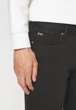 Emporio Armani Pockets PantPantaloniNero Uomo Pantaloni EA822G060-Q11 -DeFacto Italia 2025 cec264a141124c7cb74bd494374881fa