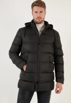 Cappotto InvernaleBlack Uomo Cappotti BUS22T034-Q11