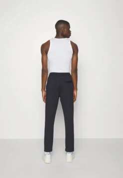 Only & Sons Onslinus Tap PantPantaloni SportiviNight Sky Uomo Pantaloni Sportivi E Joggers OS322E0SW-K11 -DeFacto Italia 2025 ea4f7af8c7004276a376539f83290f5d