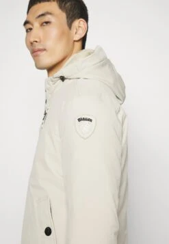 Blauer Long Jacket Coat Detachable HoodiePiuminoPelican Uomo Giacche BM922T09T-B11 -DeFacto Italia 2025 f089a2e7514a47128267bff41950d4d9